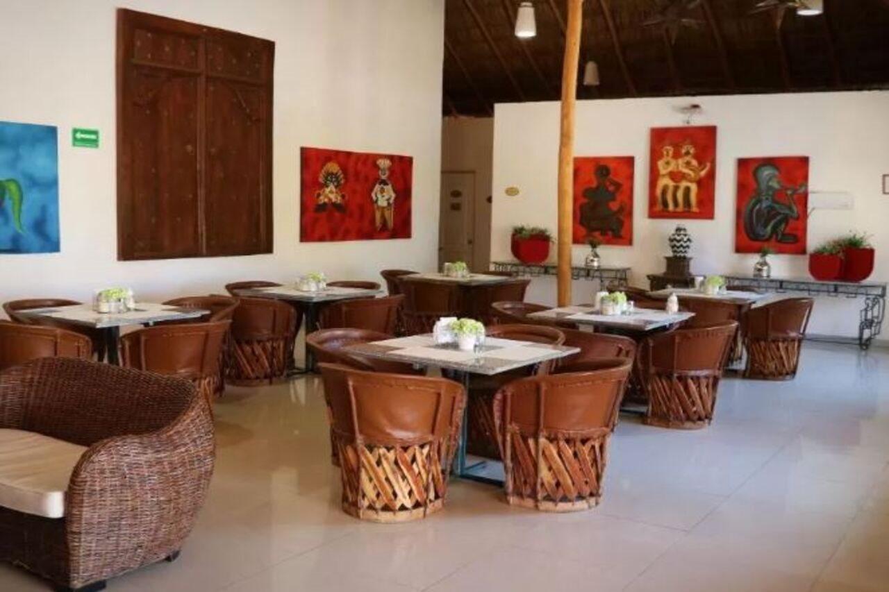 Zar Colima Hotel Exterior foto