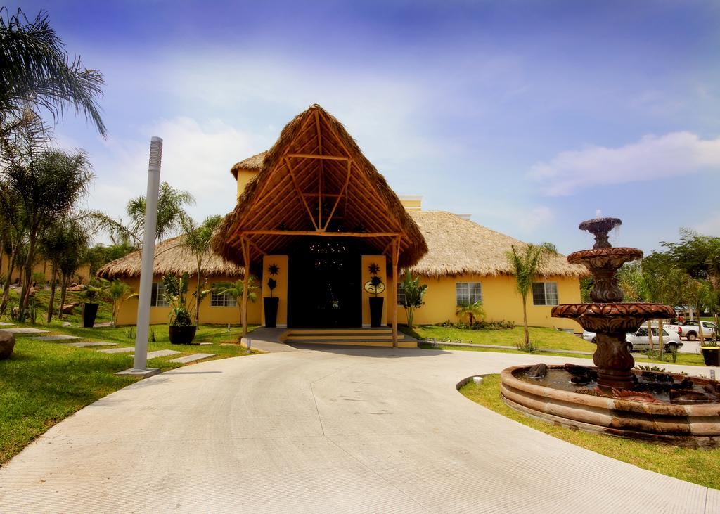Zar Colima Hotel Exterior foto