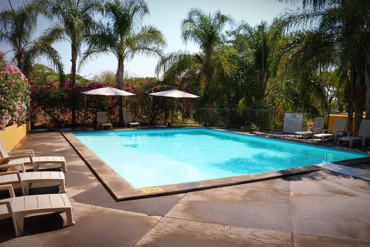 Zar Colima Hotel Exterior foto
