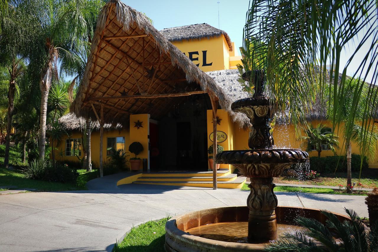 Zar Colima Hotel Exterior foto