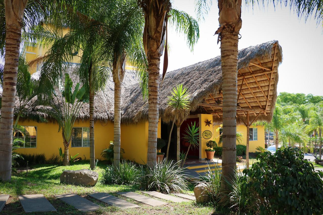 Zar Colima Hotel Exterior foto